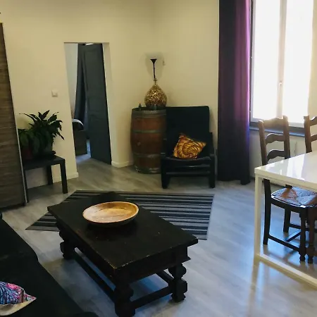 Anna's Lejlighed Lagrasse